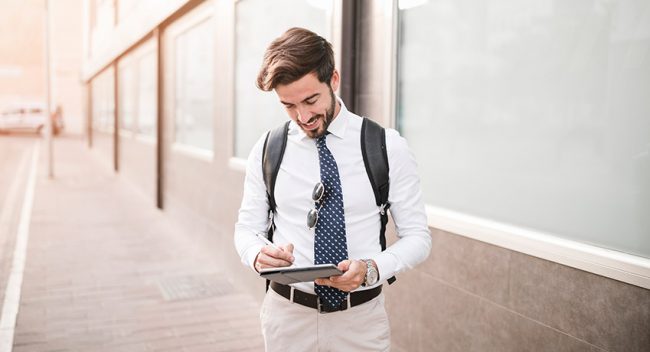 Ganhe autoridade com as mochilas personalizadas para eventos