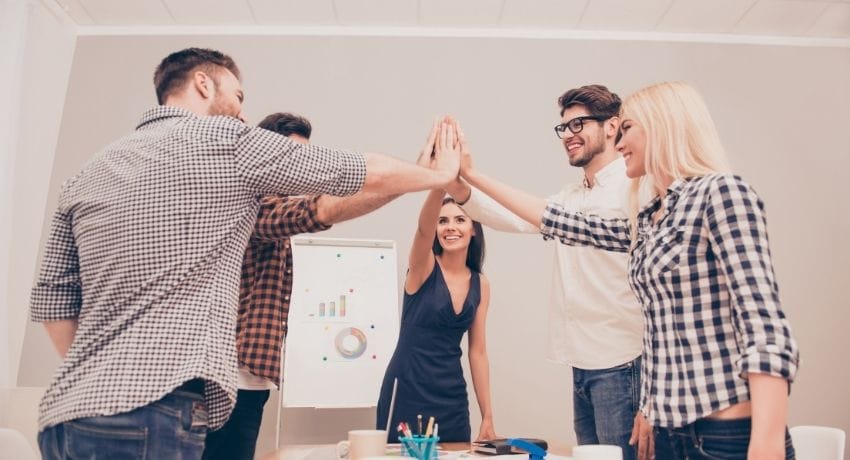 5-Ações-de-engajamento-interno-para-aumentar-os-resultados-da-sua-empresa ações de engajamento interno