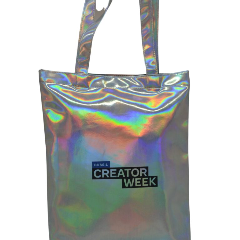 Sacola com tecido holográfico