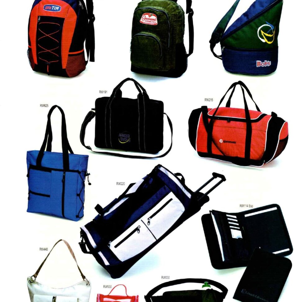 Catálogos antigos da fábrica de mochilas Roar